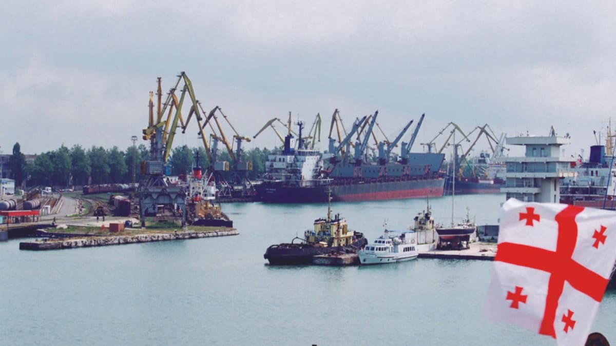 СПГ з росії планують експортувати до Болгарії новим шляхом через порт Грузії