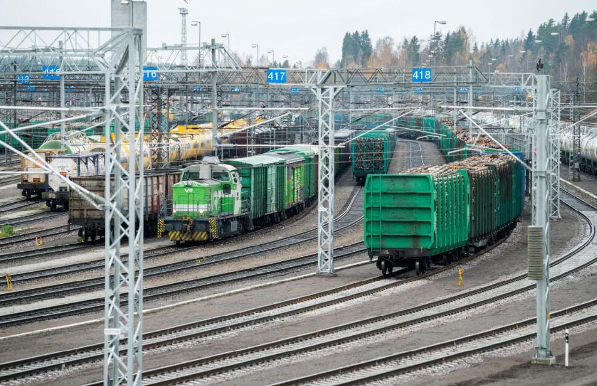 ФРТУ закликала Зеленського і Кабмін сприяти зниженню вантажних залізничних тарифів