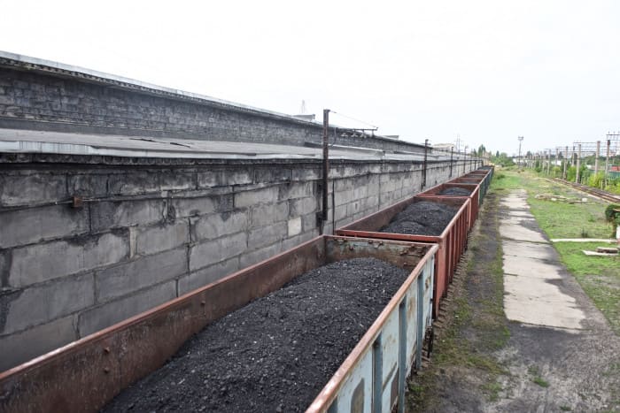 Гуманітарна допомога у вигляді 39 вагонів австралійського вугілля прибула в Україну