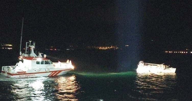 Неподалік узбережжя Туреччини російський нафтовий танкер зіткнувся з катером