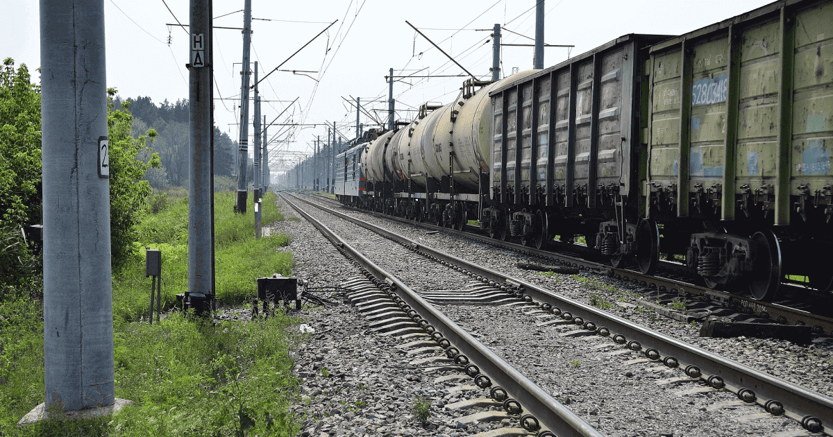 «Укрзалізниця» перевезла майже 100 млн тонн вантажів у січні-липні