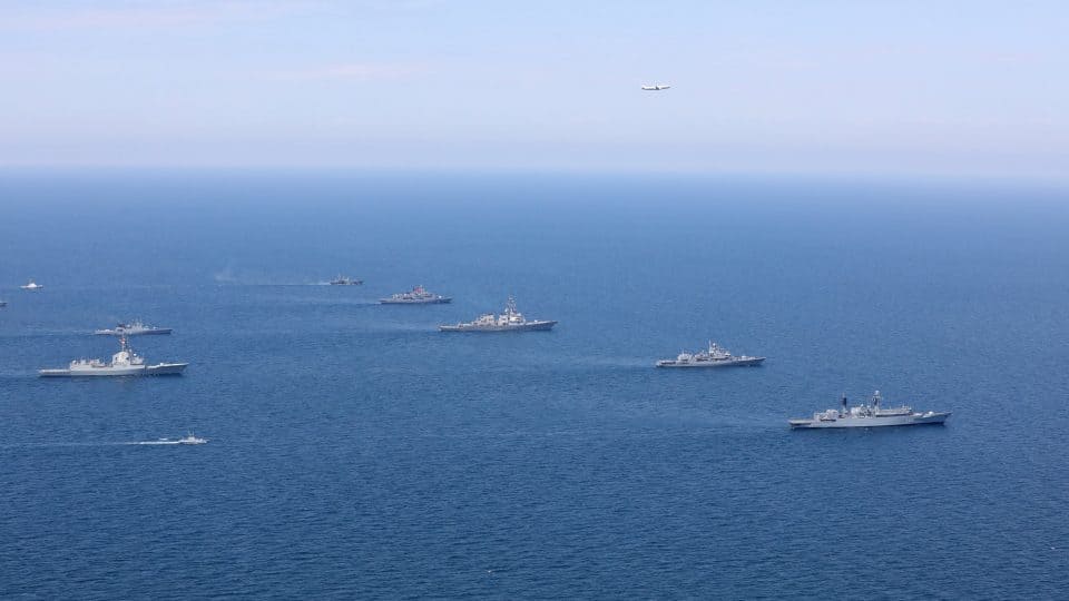 У Чорному морі на бойовому чергуванні перебуває 8 військових кораблів рф